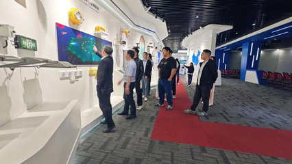 實踐探訪∣MEM項目師生赴華榮科技股份開展軟件銷售實踐